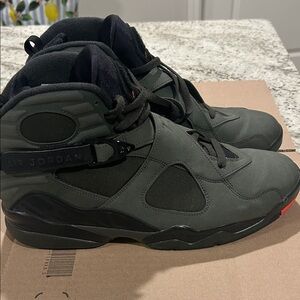 Jordan 8 Retro Take Flight Undefeated
